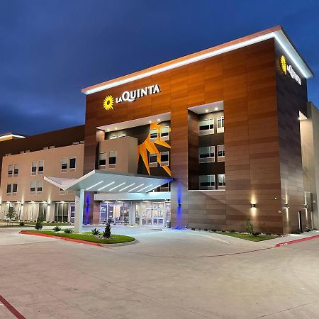 La Quinta Inn & Suites By Wyndham Dallas/Fairpark Eksteriør bilde