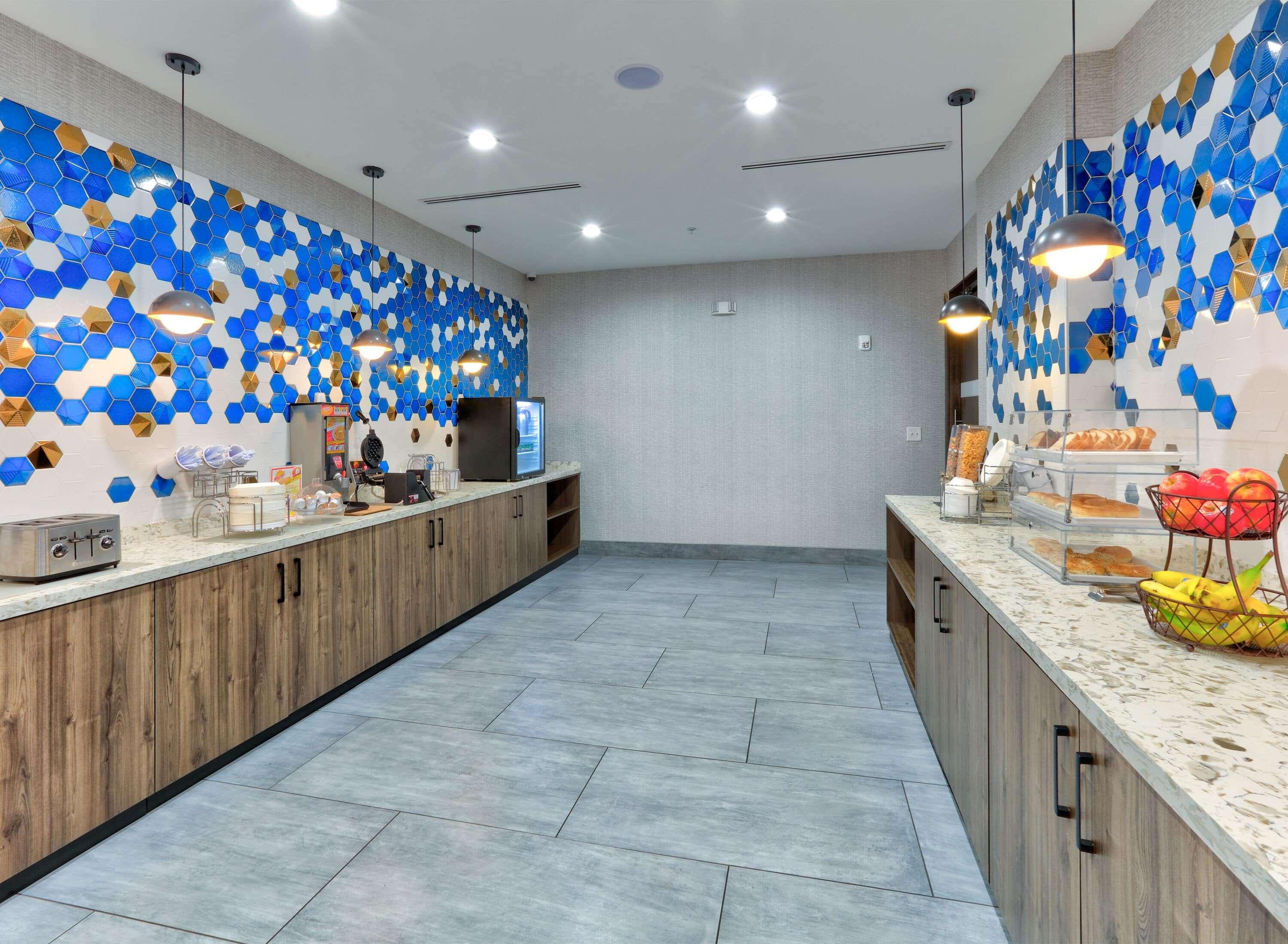 La Quinta Inn & Suites By Wyndham Dallas/Fairpark Eksteriør bilde