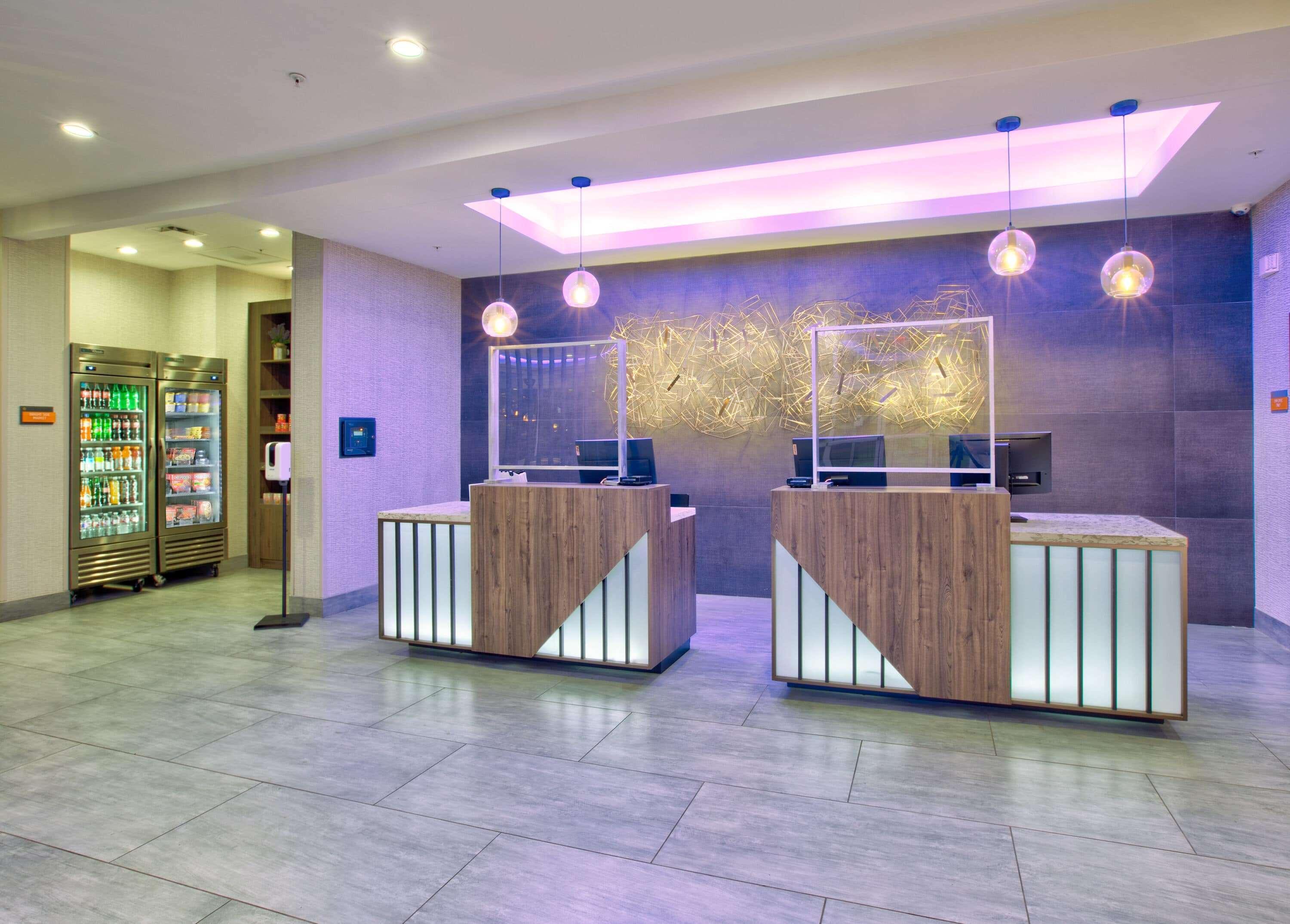 La Quinta Inn & Suites By Wyndham Dallas/Fairpark Eksteriør bilde