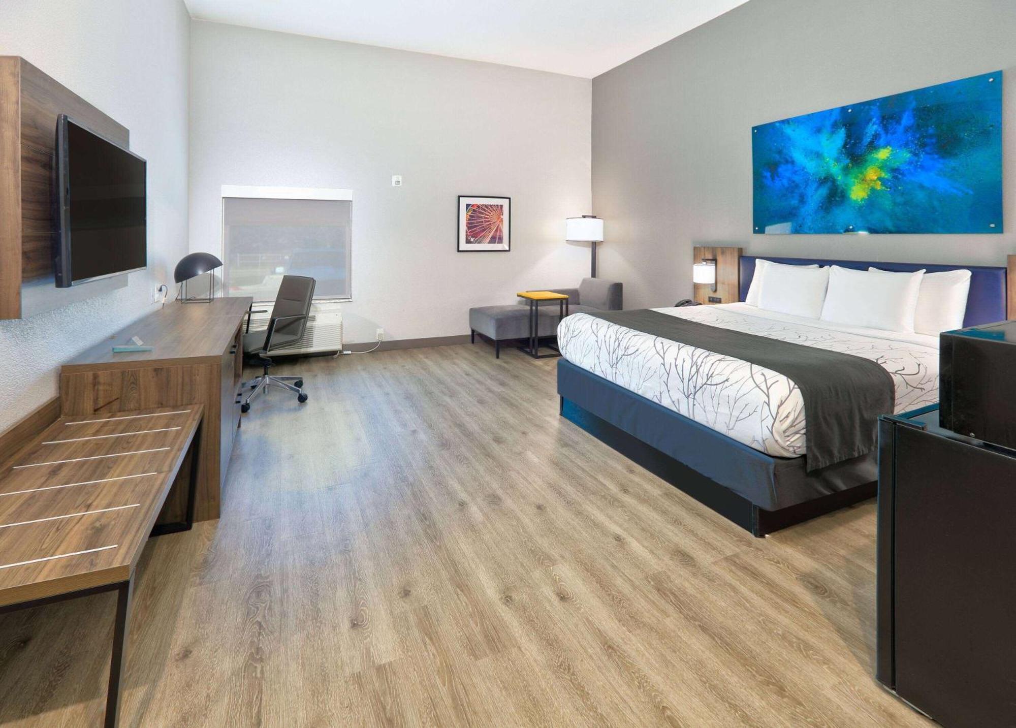 La Quinta Inn & Suites By Wyndham Dallas/Fairpark Eksteriør bilde
