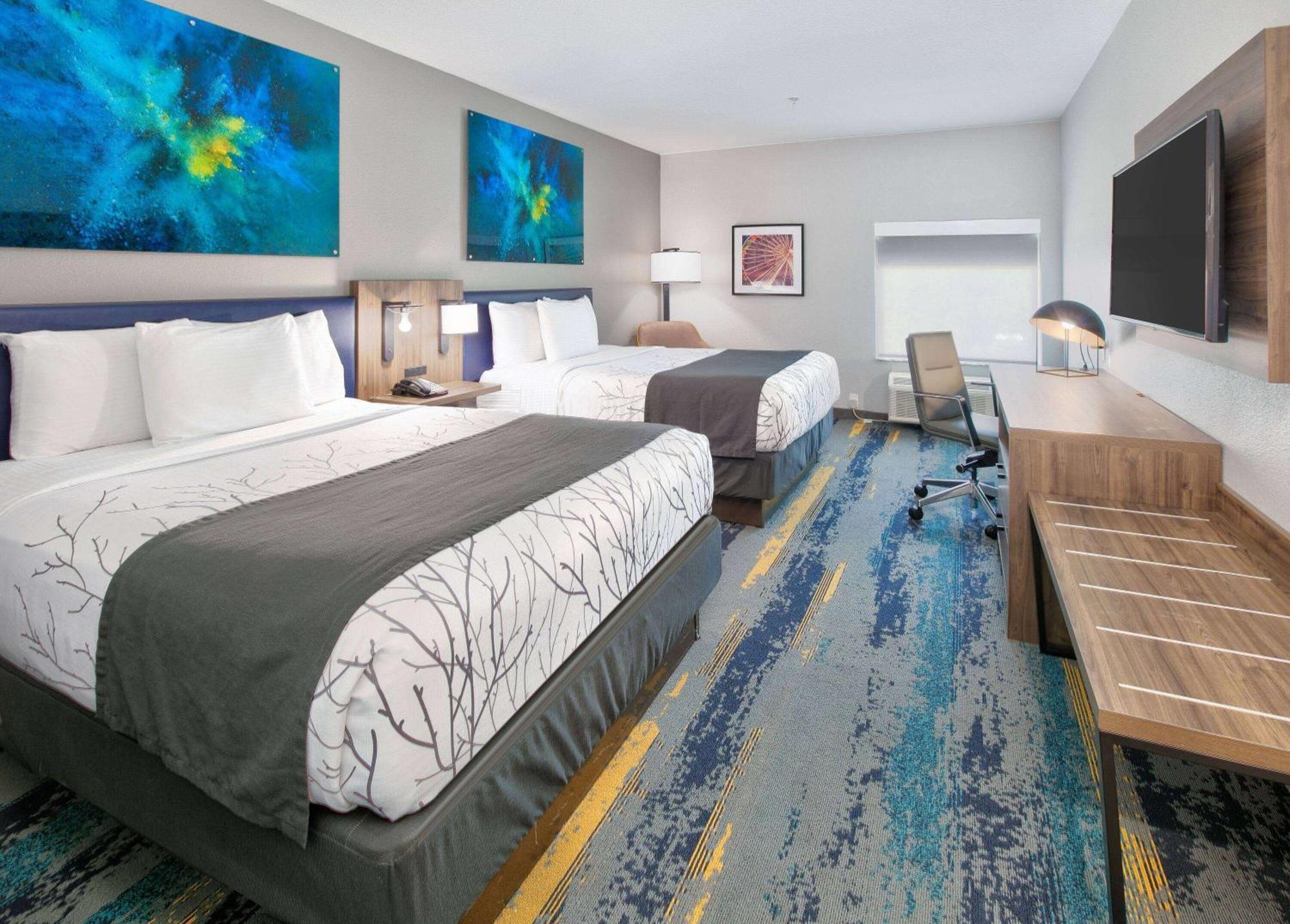 La Quinta Inn & Suites By Wyndham Dallas/Fairpark Eksteriør bilde